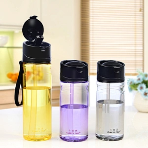Wholesale 750ml Portable Plastic Sports Water Bottle Design Plastic Sports Water Bottles With Straw