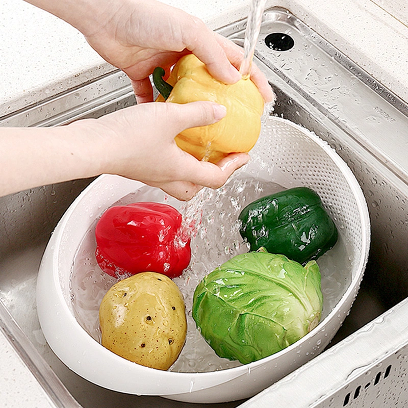 Amazon hot selling Fashionable Kitchen Double-layer Design Portable Drain Basket Vegetable and Fruit Basket Filter Bowl Set