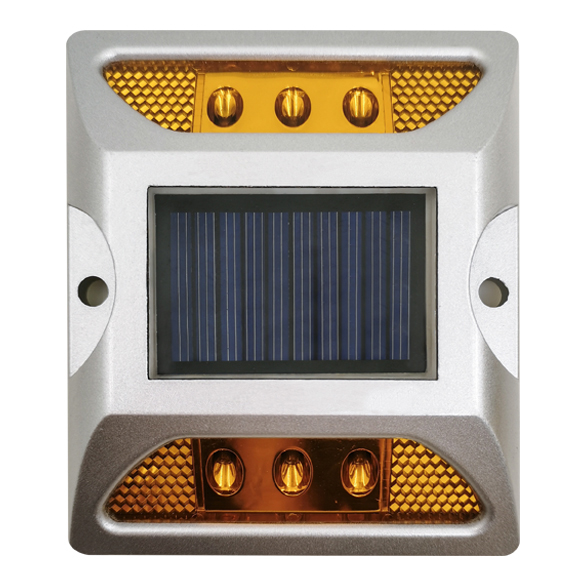 Solar road studs