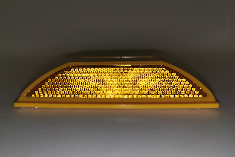 Plastic raised cat eye reflective road marker