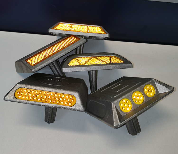 Aluminum raised pavement markers