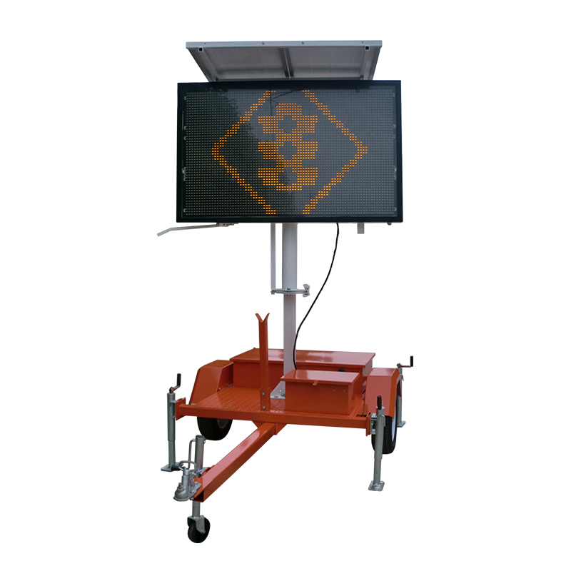 PVM-SISE A Solar variable message signs VMS trailer