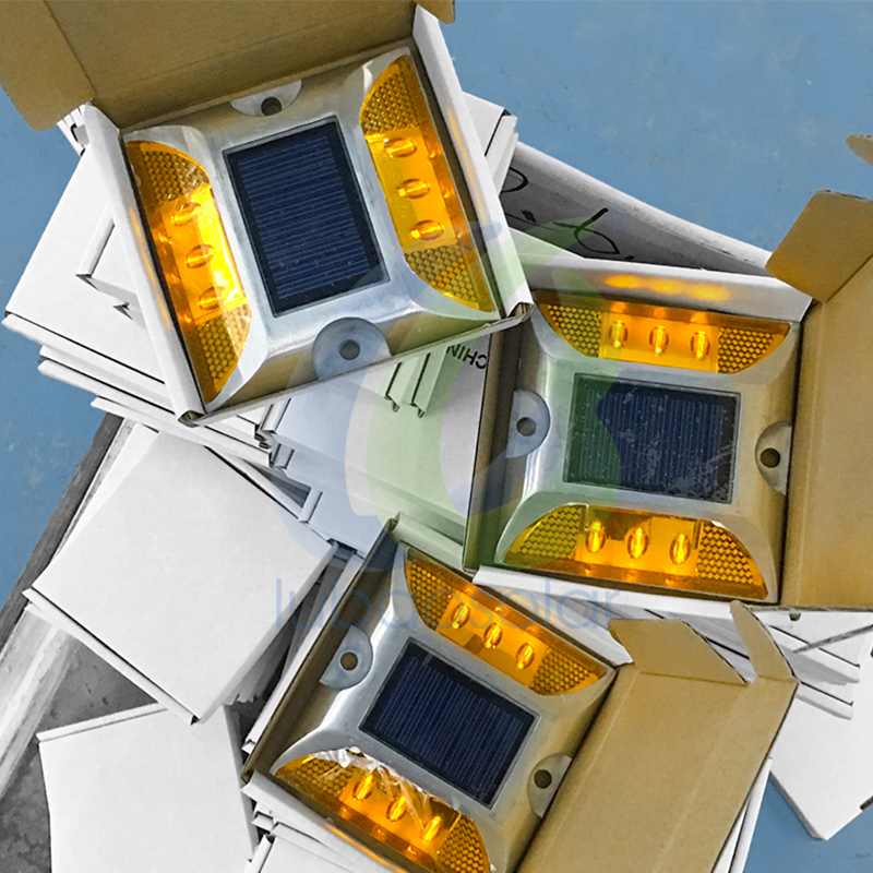 LS-03 Aluminum raised solar road stud light