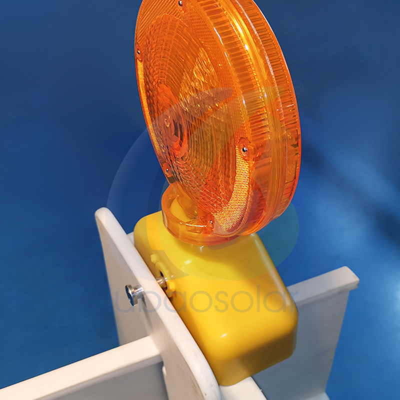 LB-5100US LED D battery barrier light traffic cone light