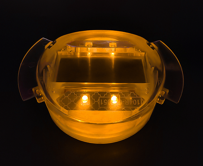solar stud