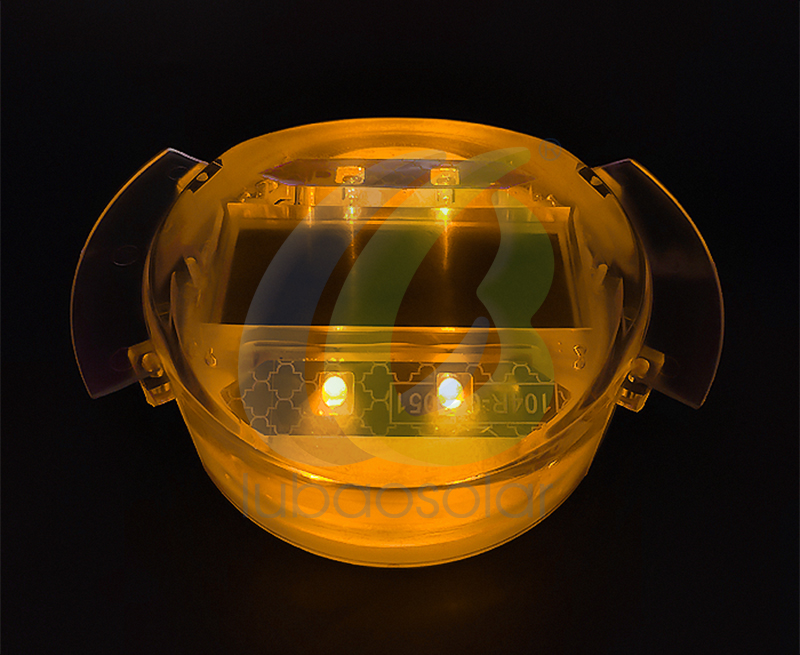 LS-08 Reflective solar road stud light