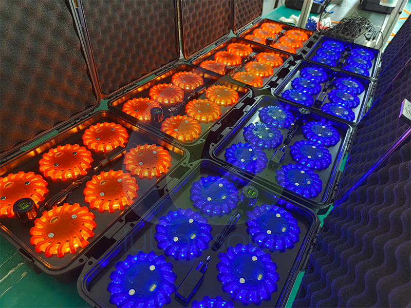 LB-182 series 10 function LED road flares