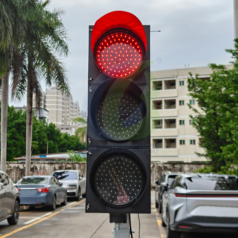 Foldable temporary traffic light portable traffic lights system