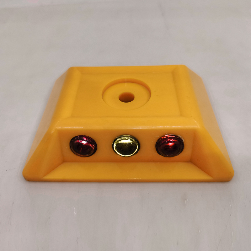 Plastic raised cat eye reflective road marker