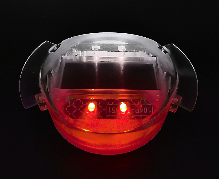 solar stud