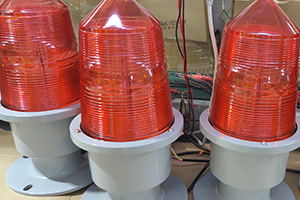Lubao LB-AOB01 Low Intensity Red Aviation Obstruction Light