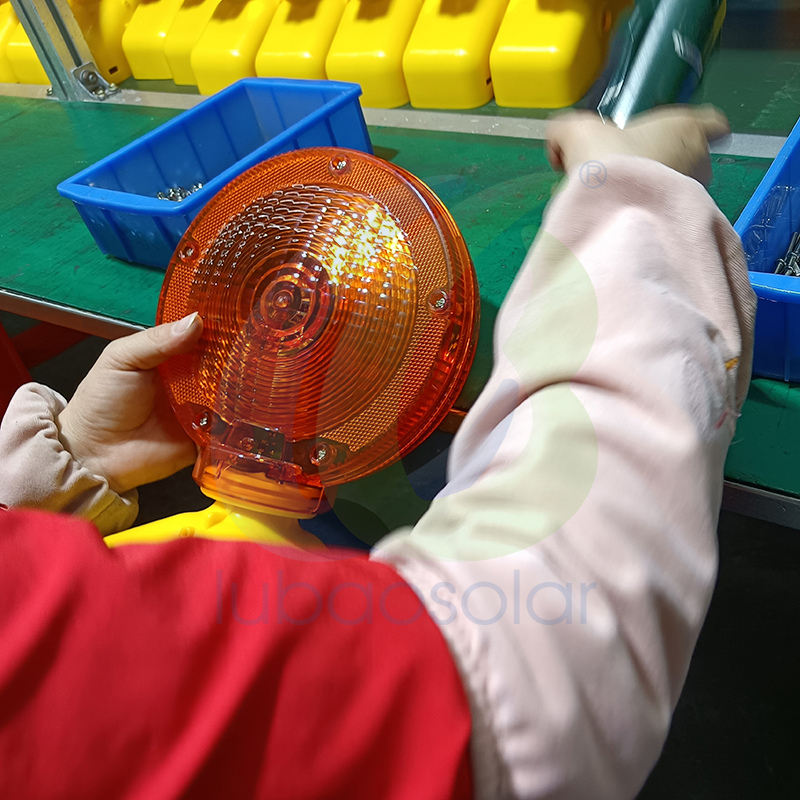LB-5100US LED D battery barrier light traffic cone light