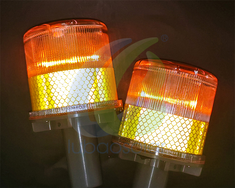 LB-6010 Solar road cone light