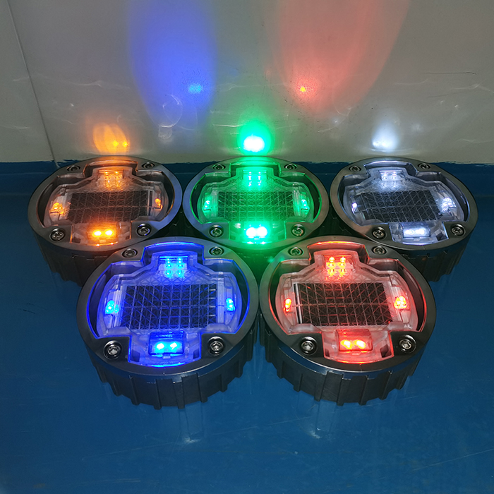 solar studs