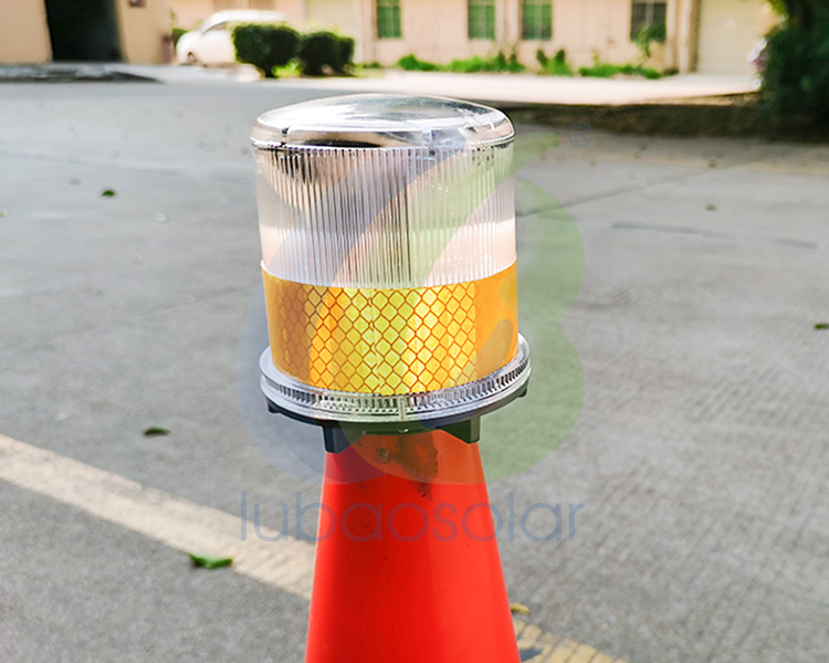 Solar LED Warning Lights: LB-6010 Upgrade Focus: Revolutionizing Reflective Film for Unmatched Safety