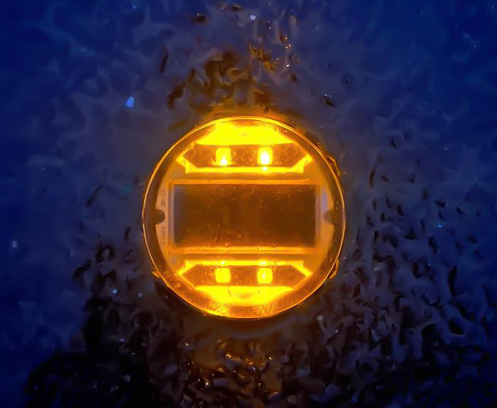 solar stud