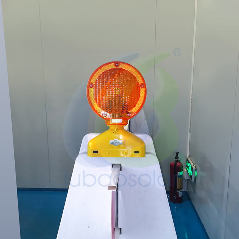 LB-5100US LED D battery barrier light traffic cone light