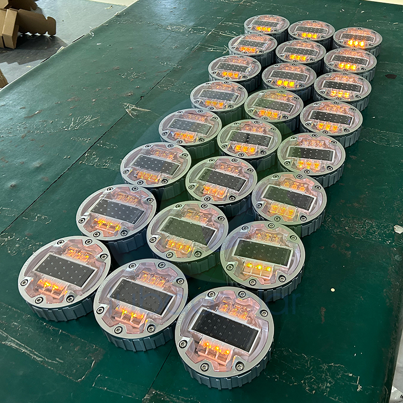 LS-09D-01 Dia.143mm/150mm Aluminum embedded solar road stud