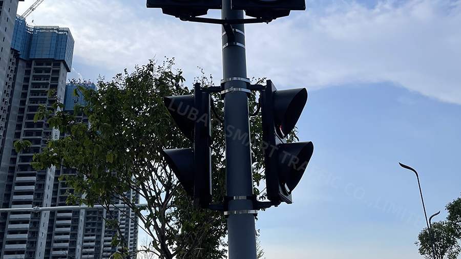 pedestrian crossing light
