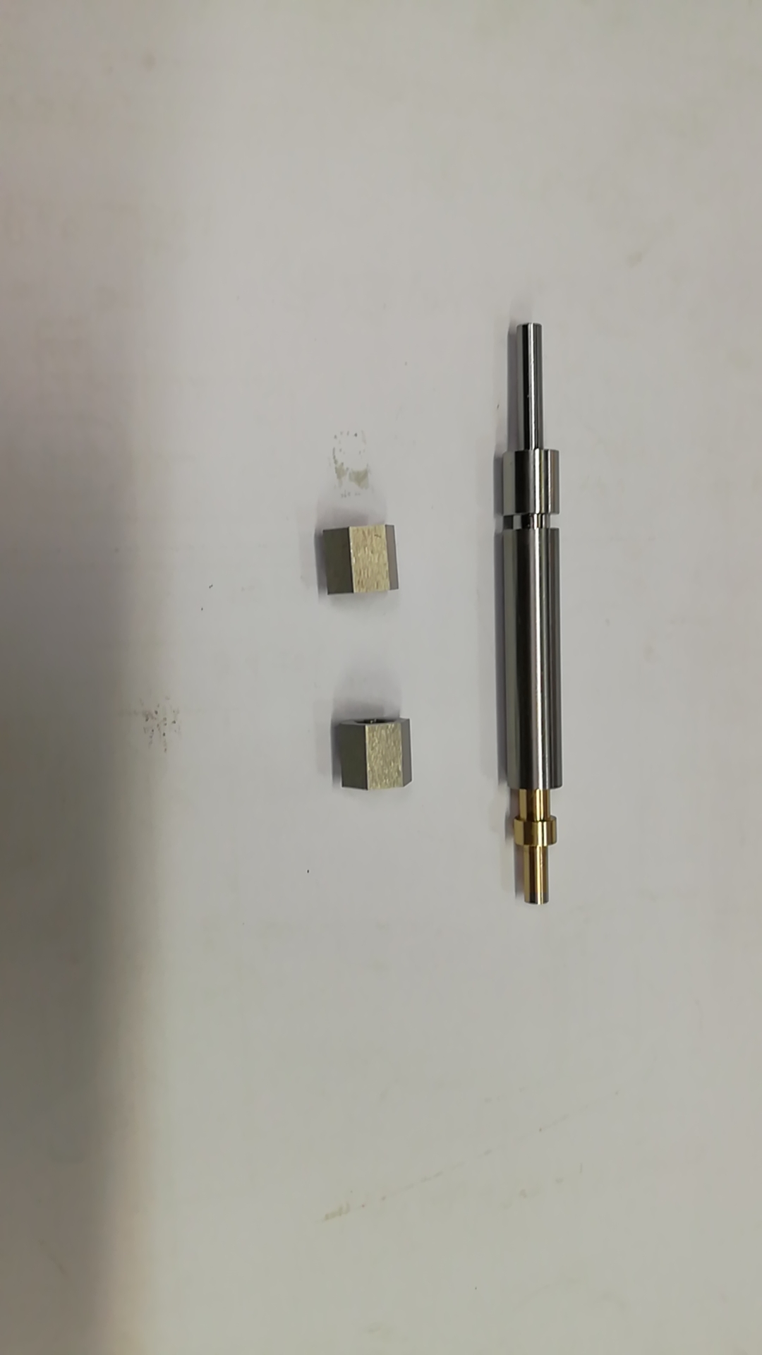 Freshly made fiber holder for medical use