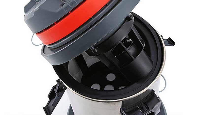 Open motor head and internal stainless steel tank of BT-CB30 30L vacuum cleaner
