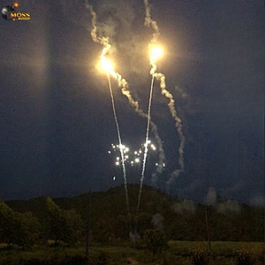1.2 Inch Single Shot Fireworks for Wholesale Sky Shot Fireworks Firecrackers Pyrotechnics