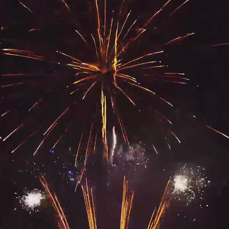 Christmas New Year Wedding Fireworks Mixed Pipe 999 Type Xinfeixiang Cake Fireworks Display Cake Firecracker