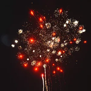 1.2 Inch 80 Shots New National Flag Special Red Cake Fireworks