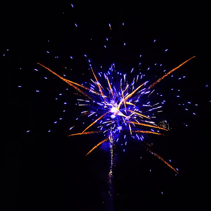 Wholesale Sky Shot New Year Firecrackers 1.2 Inch 80 Shots of Sea and Sky Cake Fireworks