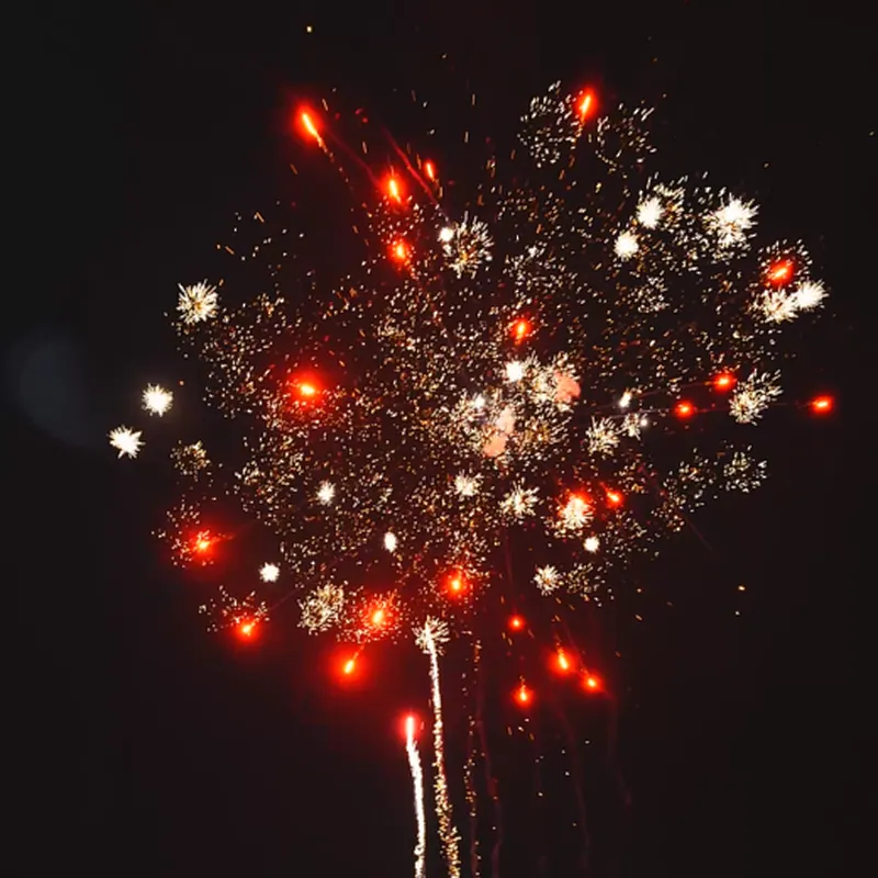1.2 Inch 80 Shots New National Flag Special Red Cake Fireworks