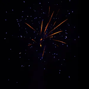 Wholesale Sky Shot New Year Firecrackers 1.2 Inch 80 Shots of Sea and Sky Cake Fireworks