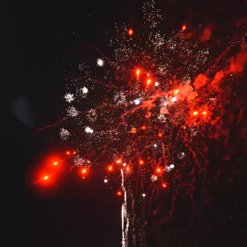 1.2 Inch 80 Shots New National Flag Special Red Cake Fireworks