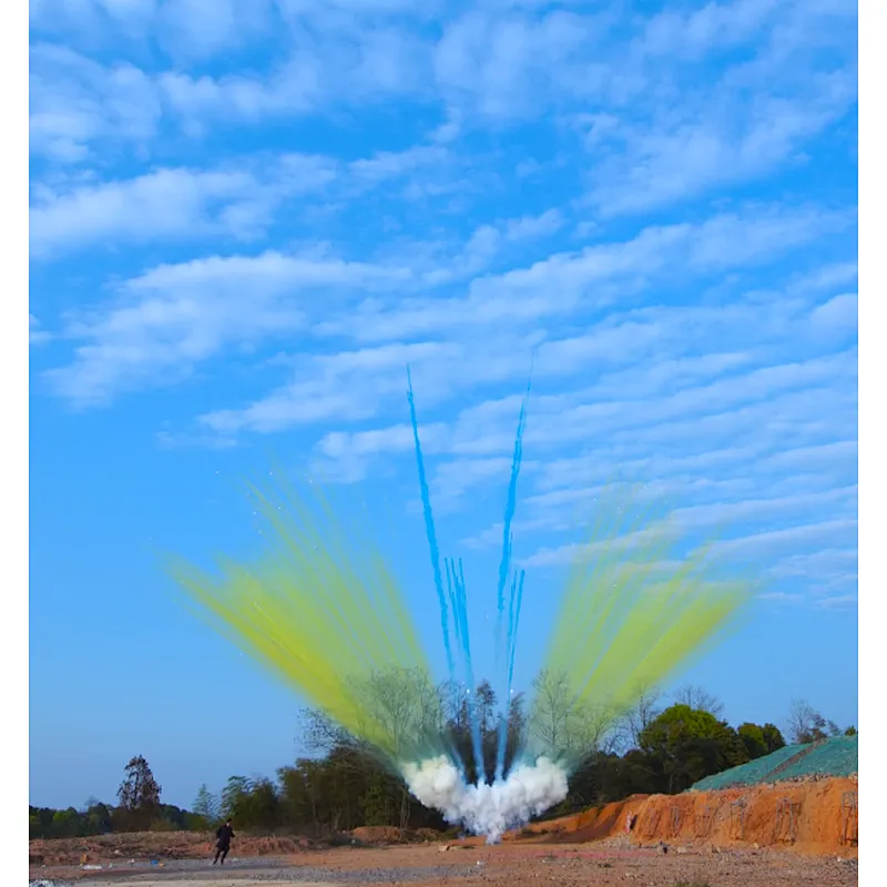 Wholesale Sky Shot Fireworks Firecrackers Colorful Smoke Fireworks 126 Shots