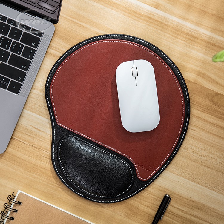The Mouse Pad With Wrist Rest Makes Your Wrist Enjoy The Double Experience Of Comfort And Fashion