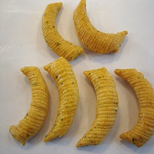 Rice Crispy Chips, Bugles, Sticks Snack Extruder Machinery Process Line
