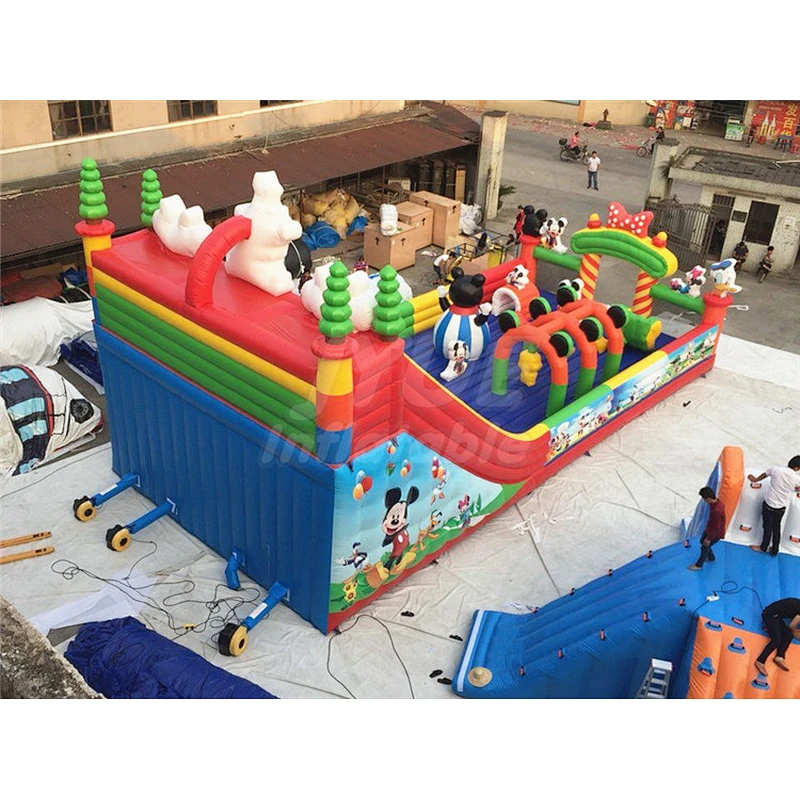 China Used Commercial Kids Inflatable Bouncy Playground Football Theme Inflatable Indoor Playground Equipment For Amusement Park
