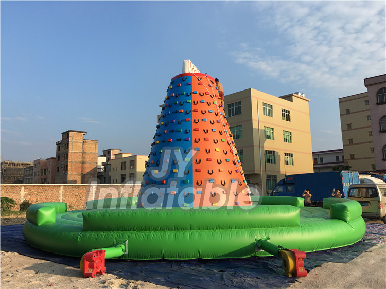 inflatable climbing wall04.jpg
