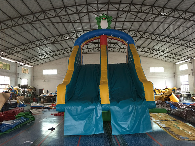 kids pool slide3.jpg