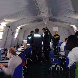 Red Cross Inflatable Medical Tent Portable Inflatable Relief Tents