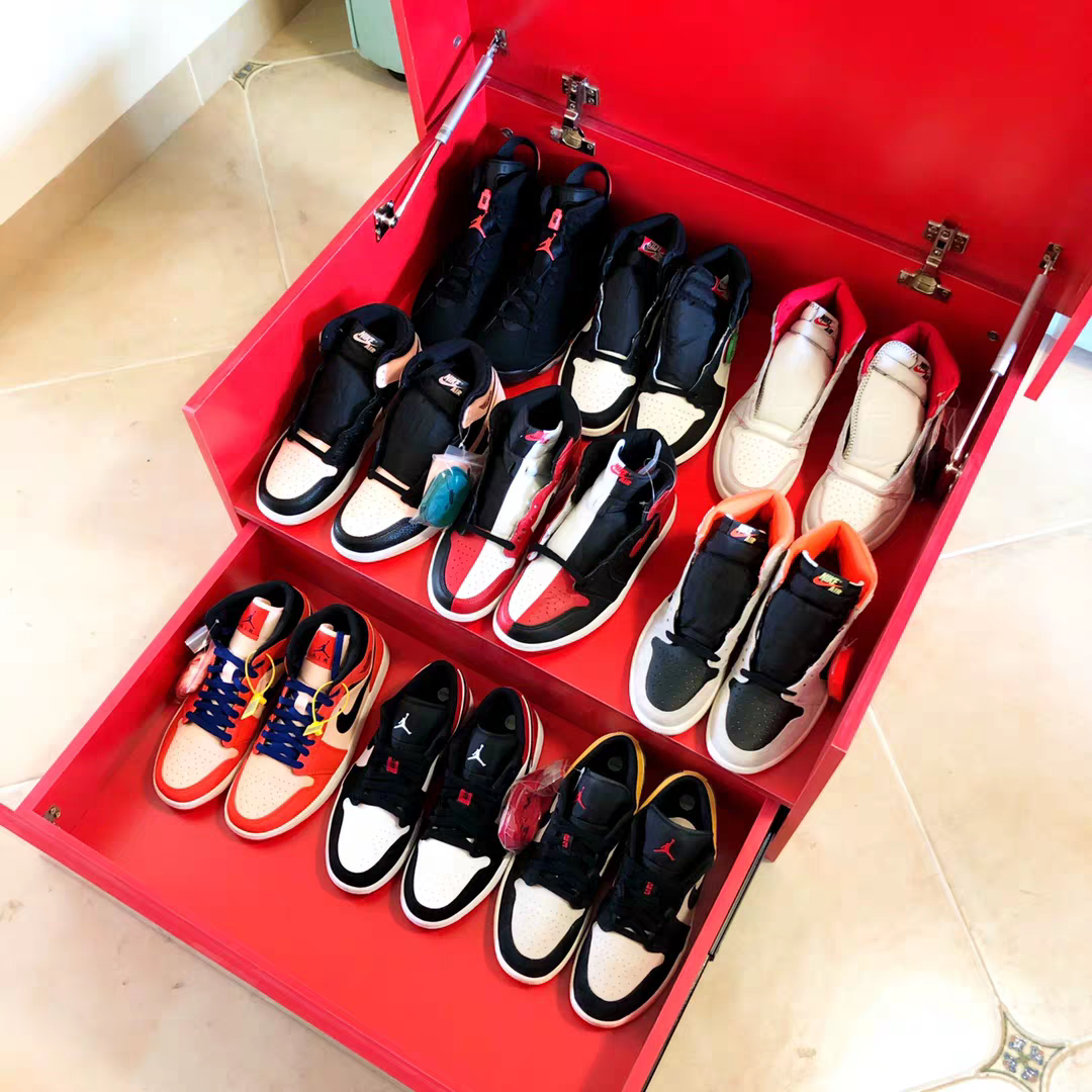 Giant size shoe storage cabinet for commercial & retail. We are a total solutions provider