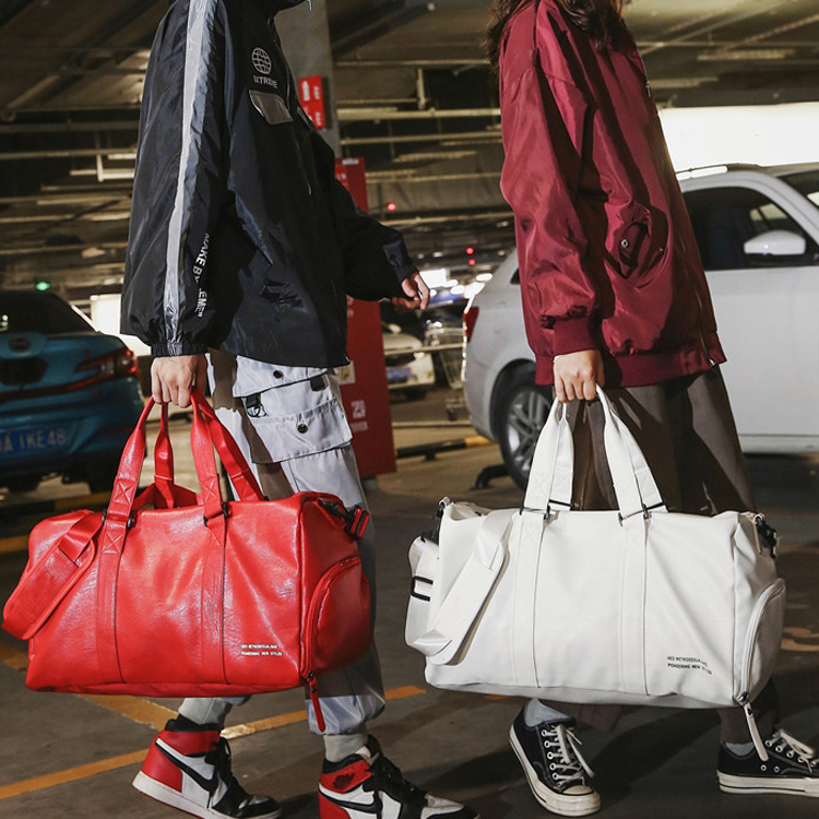 offer duffel bag sport bag travel bag manufactures for commercial & retail.