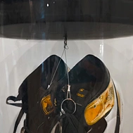 capsule shoe box for shoe display