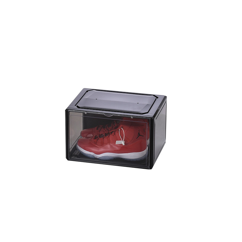 clear plastic shoe boxes