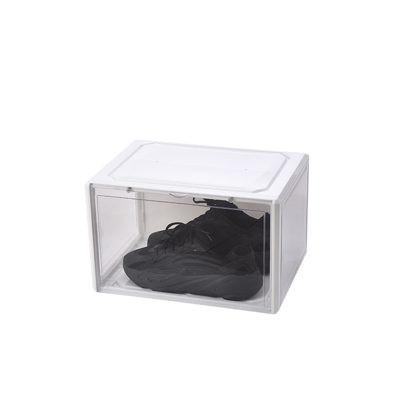 clear plastic shoe boxes
