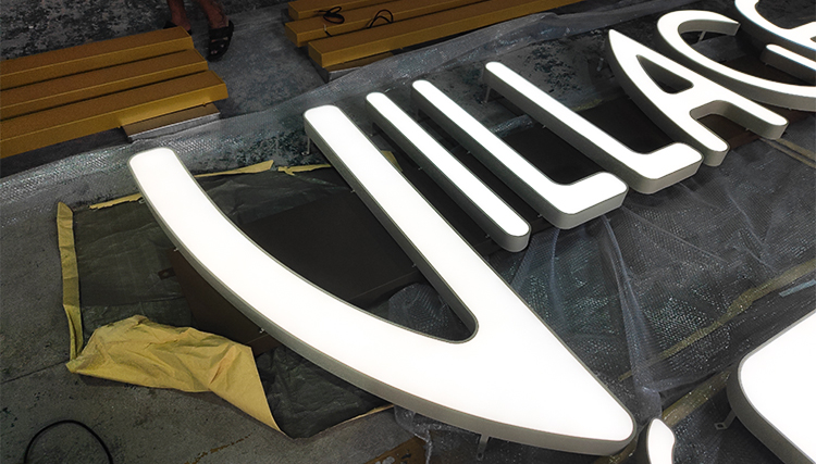 Large Outdoor Luminous Signboard