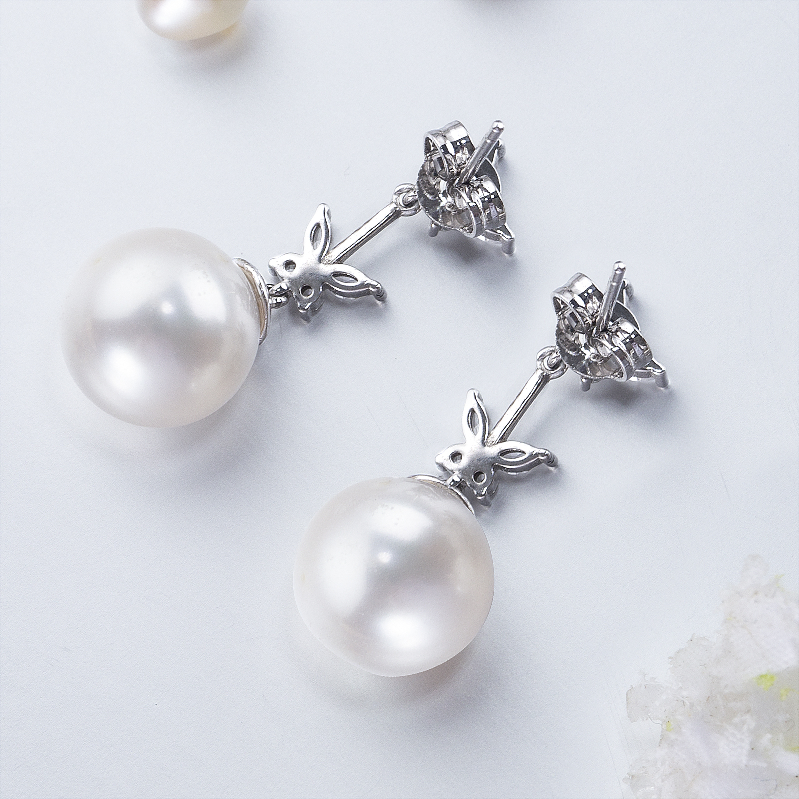 10-11mm freshwater pearl earrings
