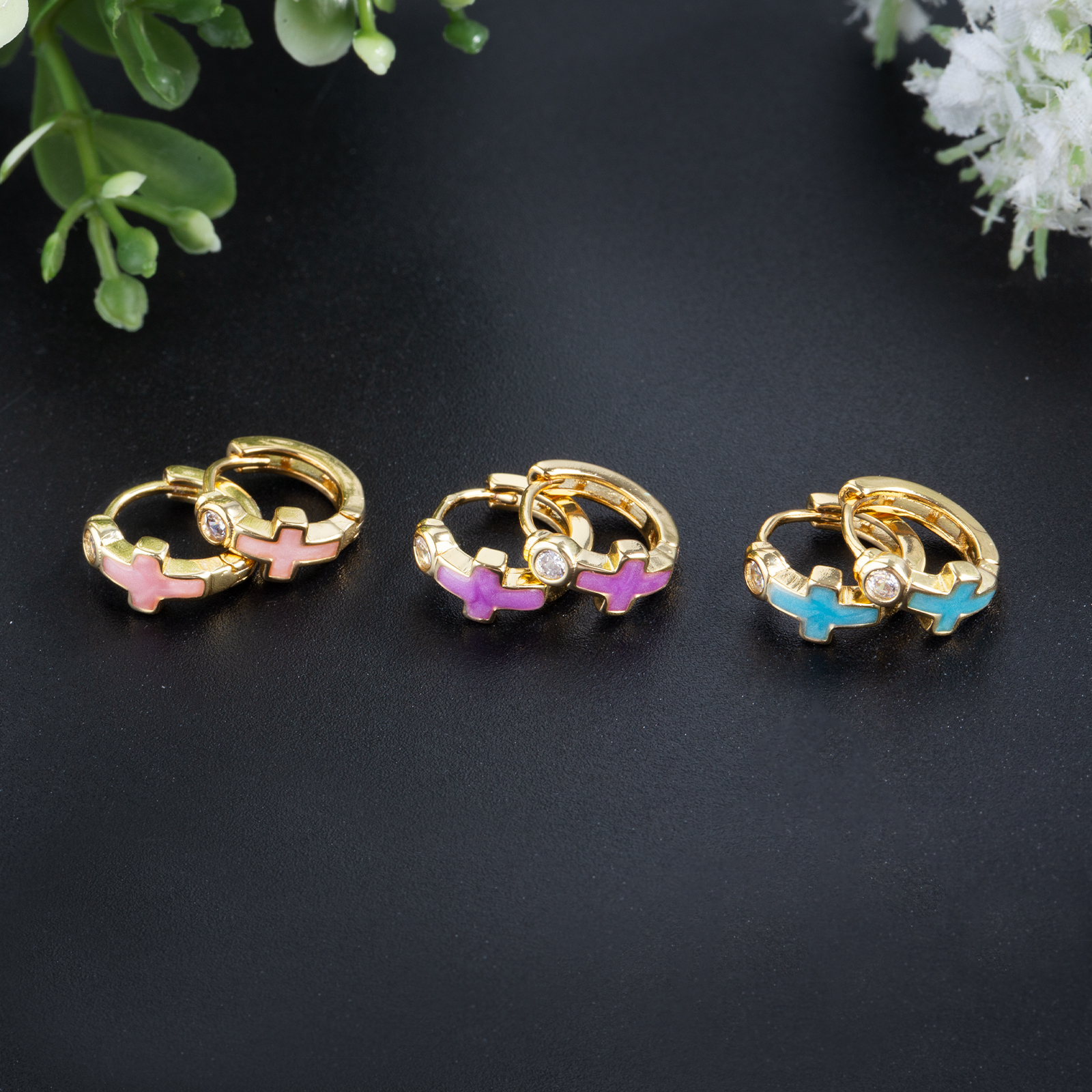 12.8x3.3x13.6mm mini cross enamel small huggie hoop earrings 14k gold plated