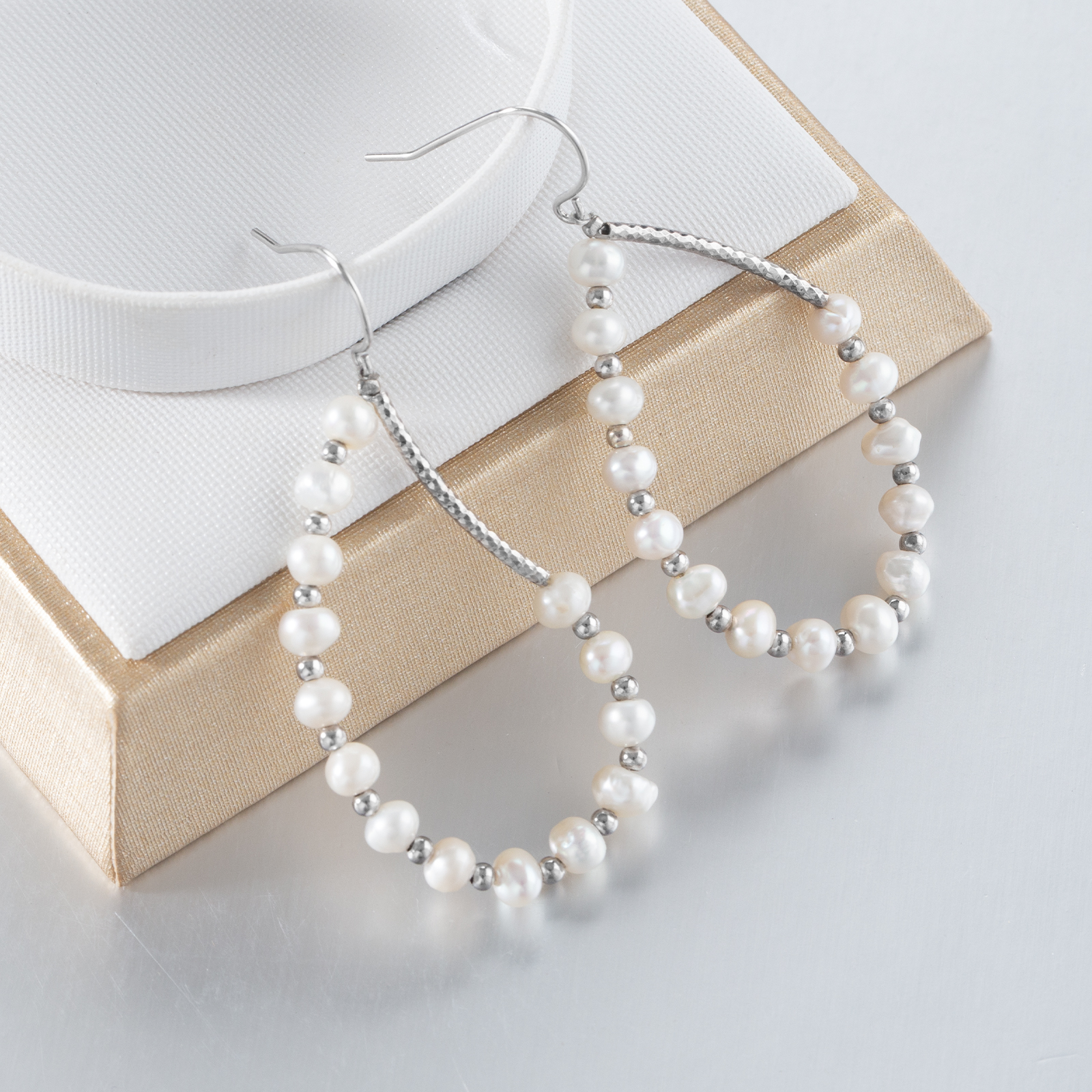 fashion craft pearl teardrop earrings