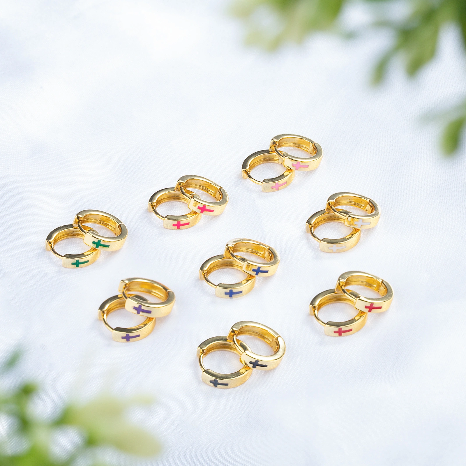 12.8x3.3x13.6mm mini small huggie hoop enamel brass earring 14k gold plated(ten cross)