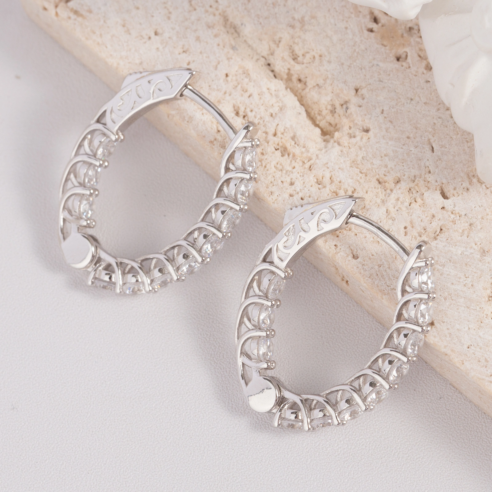 20x25mm oval silver hoop earrings inlaid white cyubic zirconia elegant womens earrings